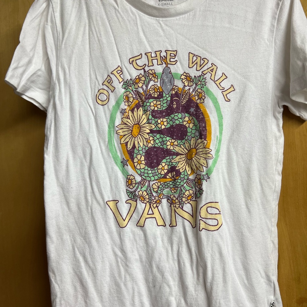 Van's "Off the Wall" T-shirt- extra small